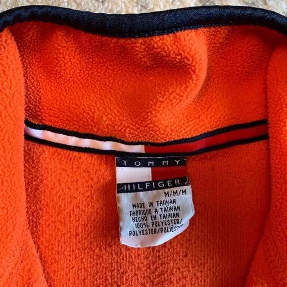 ‼️SOLD‼️Vintage Tommy Hilfiger polar zip up top. - Picture 3 of 5